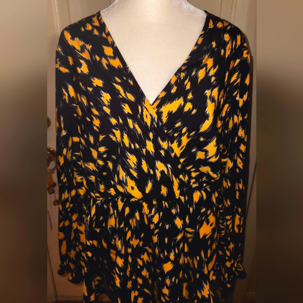 Plus Size Black & Yellow Blouse